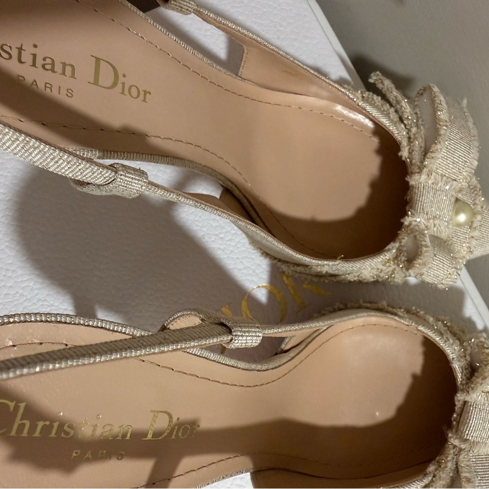 Dior Cream Slingback Heels with Pearl Accent - Picture 4 of 5